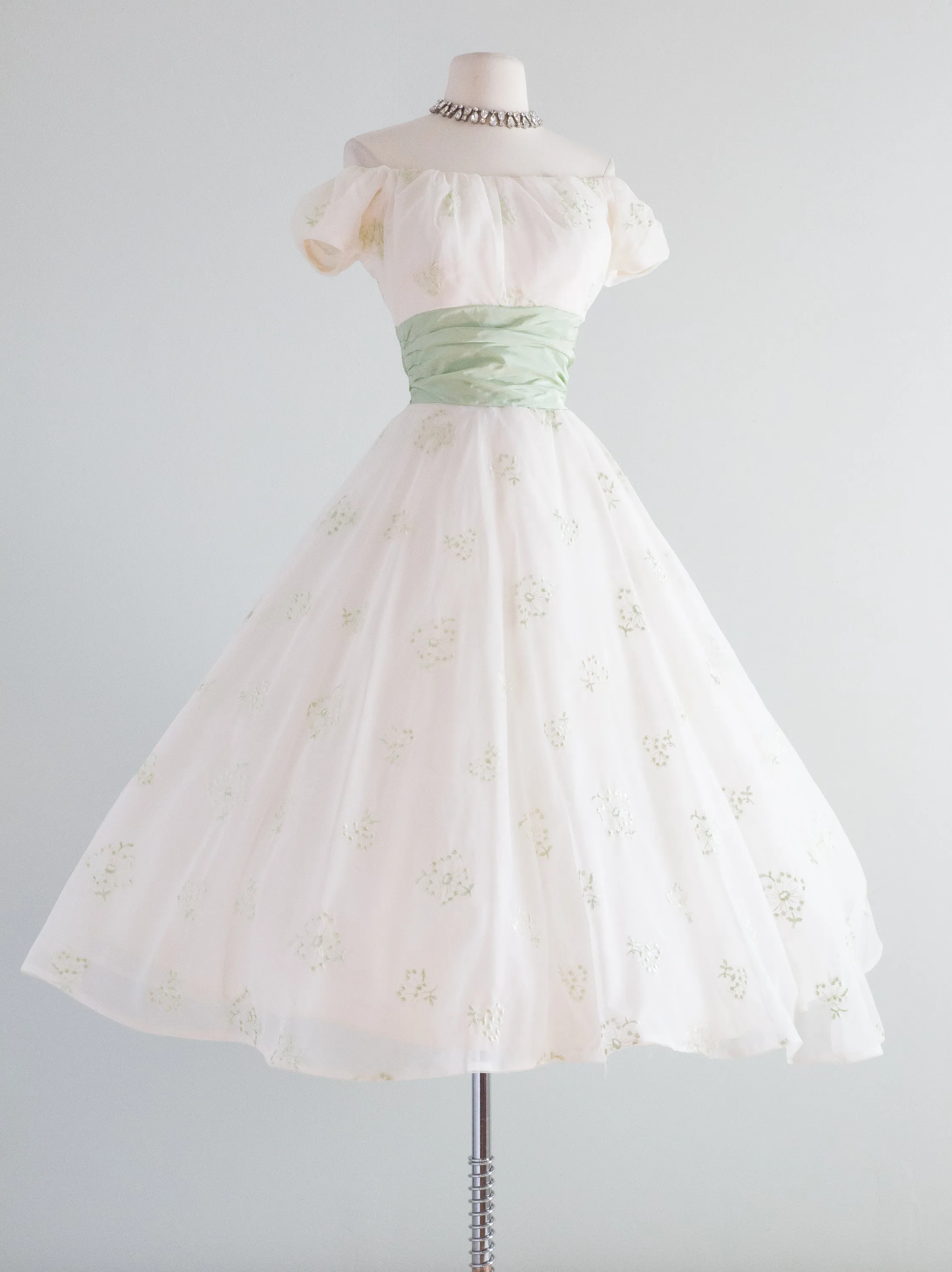 1950's Party Dress With Celadon Green Bow and Embroidery / Waist 24"