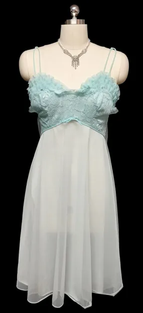 *VINTAGE VANITY FAIR RUFFLES & LACE NIGHTGOWN IN LAGOON